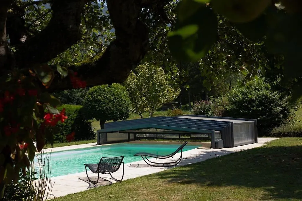 Maison De Famille Entre Lacs Et Montagnes Cusy France
